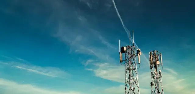 Globe-partners-w-PhilTower-for-500-cellsites Medium